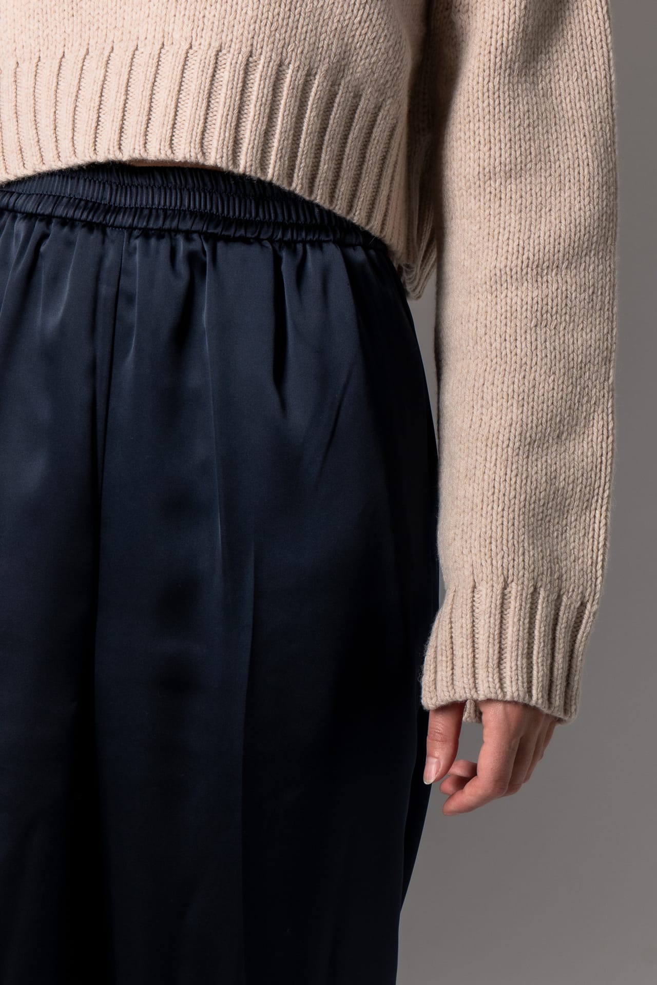 roberto collina Marlene Satin navy P55060 – Bild 4