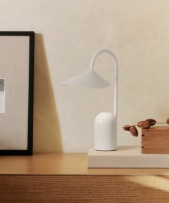 Arum Portable Lamp Weiß ferm LIVING